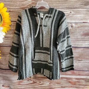 Artesanias Cuamatzi Mens Kangol pocket pullover hoodie